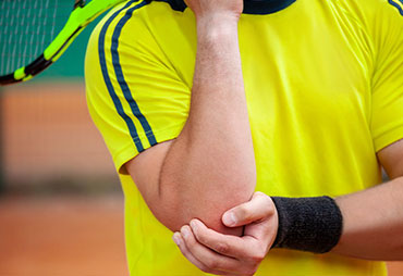 Chiropractic treatment for tennis elbow